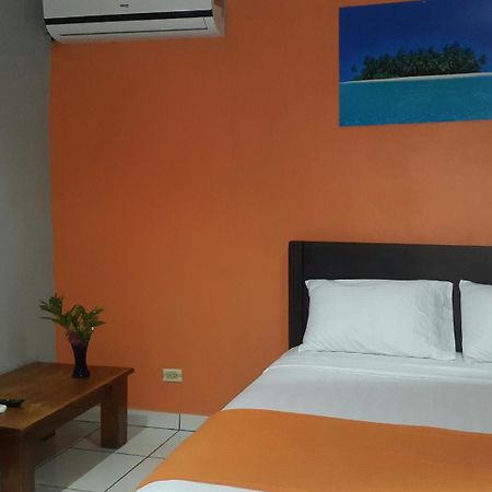 Hotel Colibri 曼努埃尔安东尼奥 外观 照片
